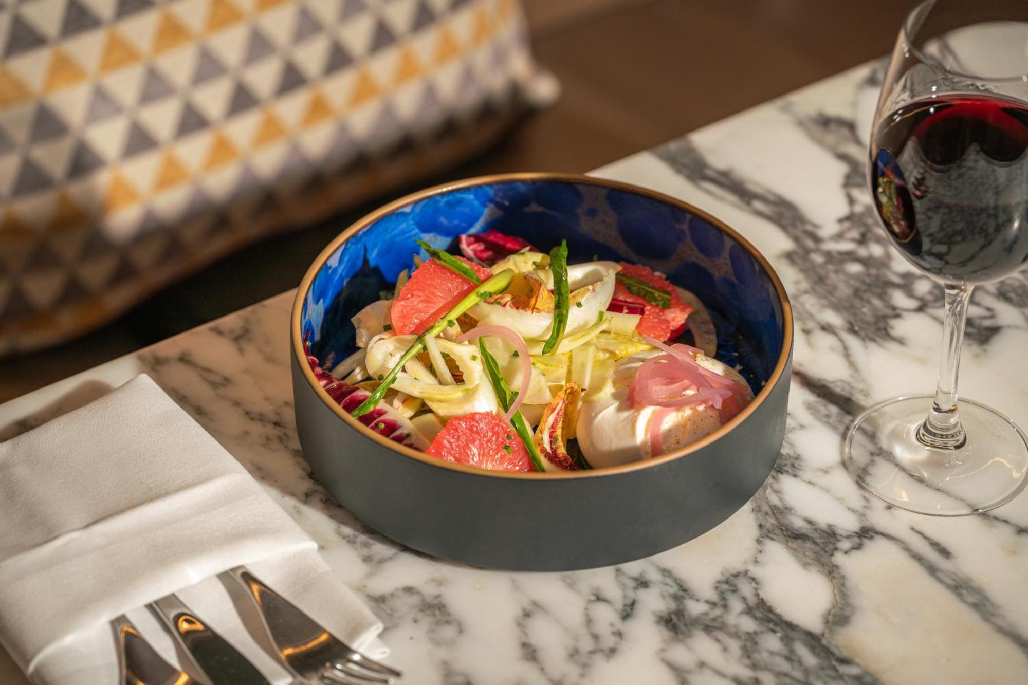 Sanderson Лондон Екстер'єр фото A salad at the restaurant