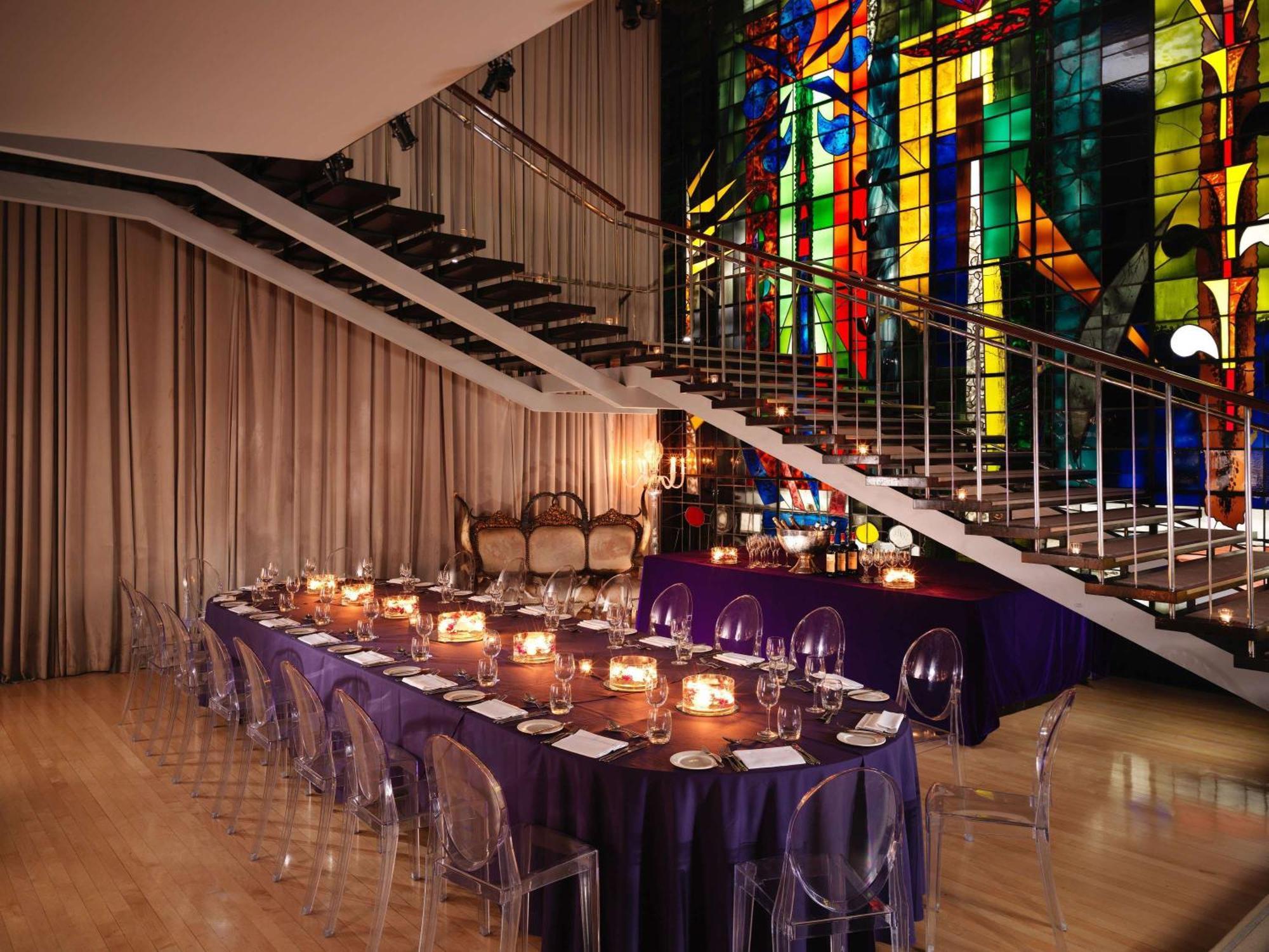 Sanderson Лондон Екстер'єр фото The Stained Glass Hall
